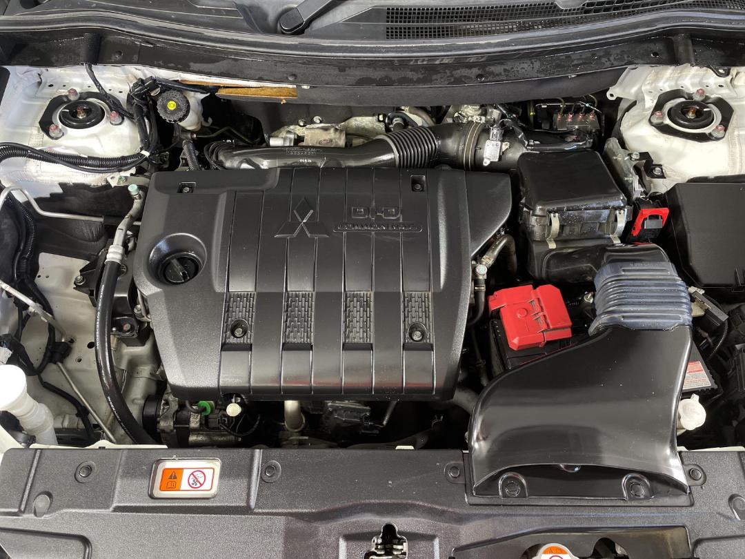 Photo '13' of Mitsubishi Outlander Photo '13' of Mitsubishi Outlander