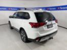 Thumbnail '5' of Mitsubishi Outlander