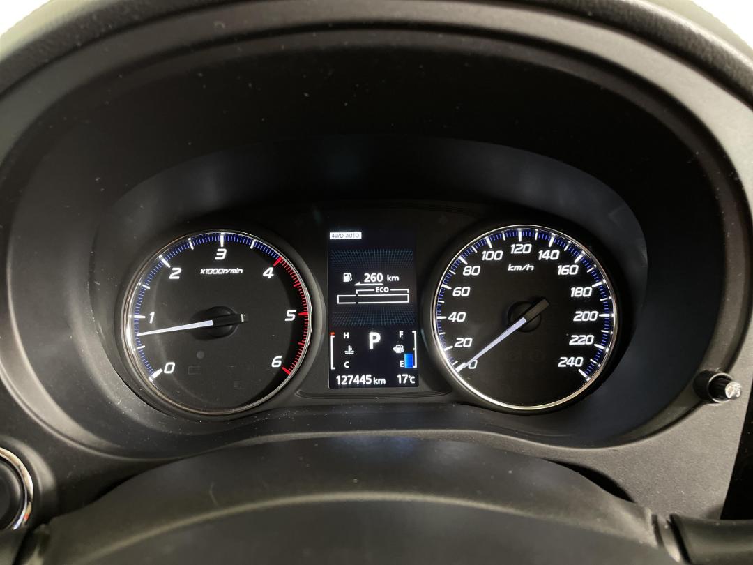 Photo '21' of Mitsubishi Outlander Photo '21' of Mitsubishi Outlander