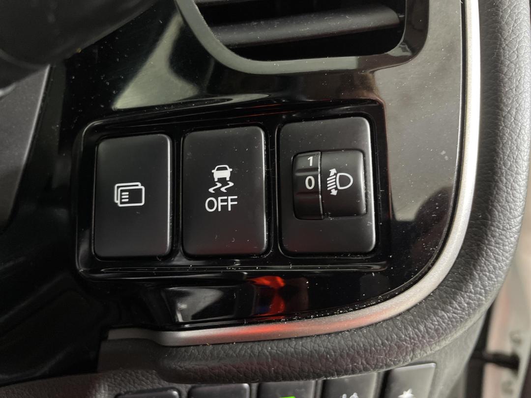 Photo '27' of Mitsubishi Outlander Photo '27' of Mitsubishi Outlander