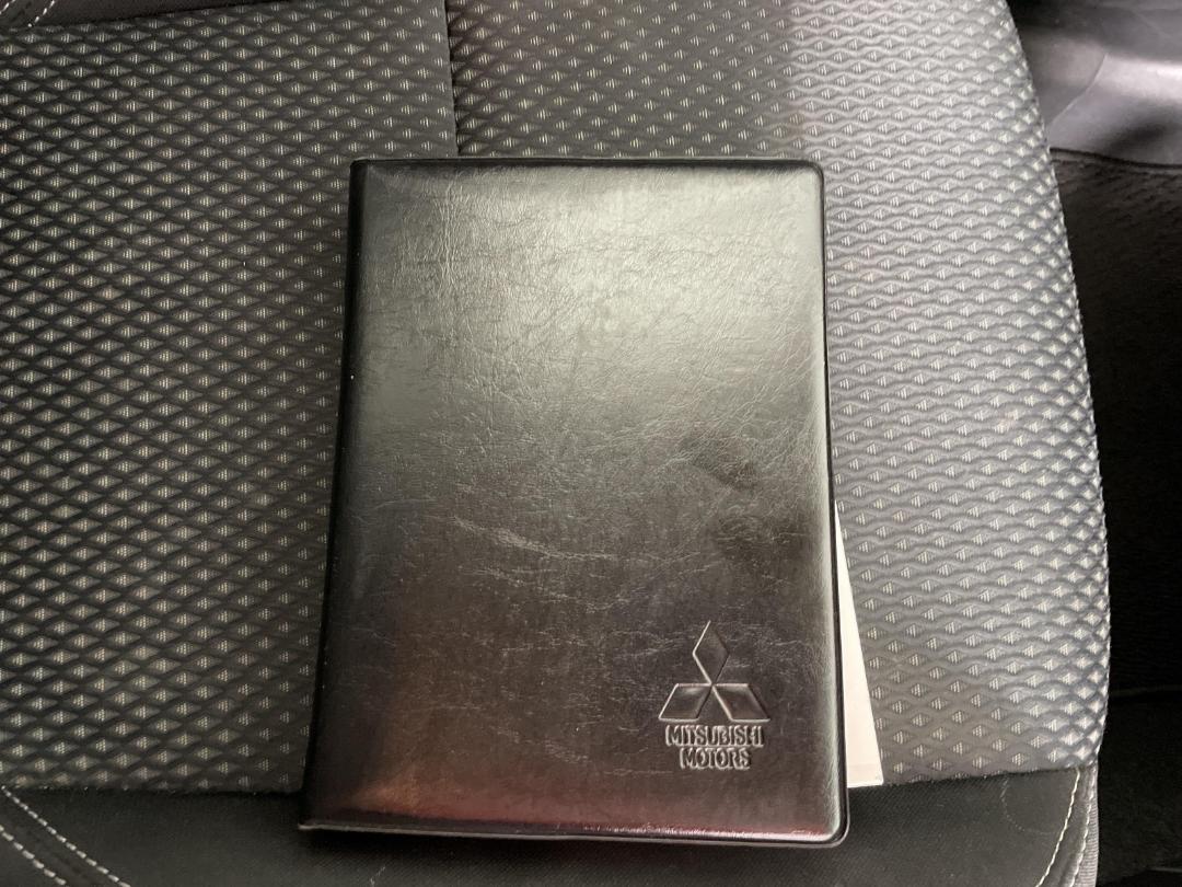 Photo '31' of Mitsubishi Outlander Photo '31' of Mitsubishi Outlander