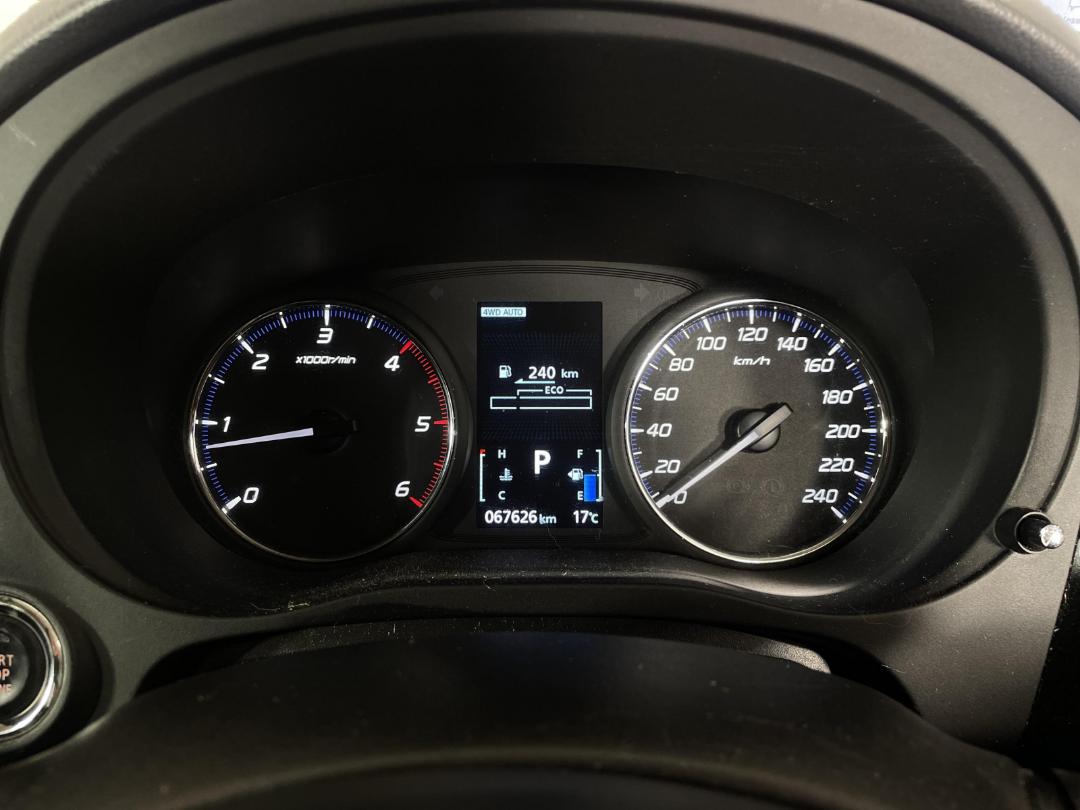 Photo '21' of Mitsubishi Outlander Photo '21' of Mitsubishi Outlander