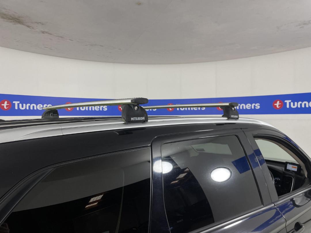 Photo '25' of Mitsubishi Outlander Photo '25' of Mitsubishi Outlander