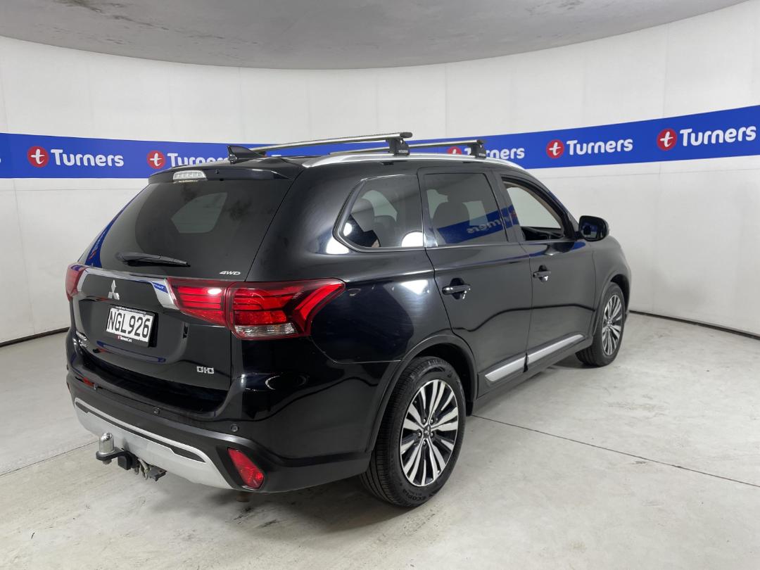 Photo '7' of Mitsubishi Outlander Photo '7' of Mitsubishi Outlander