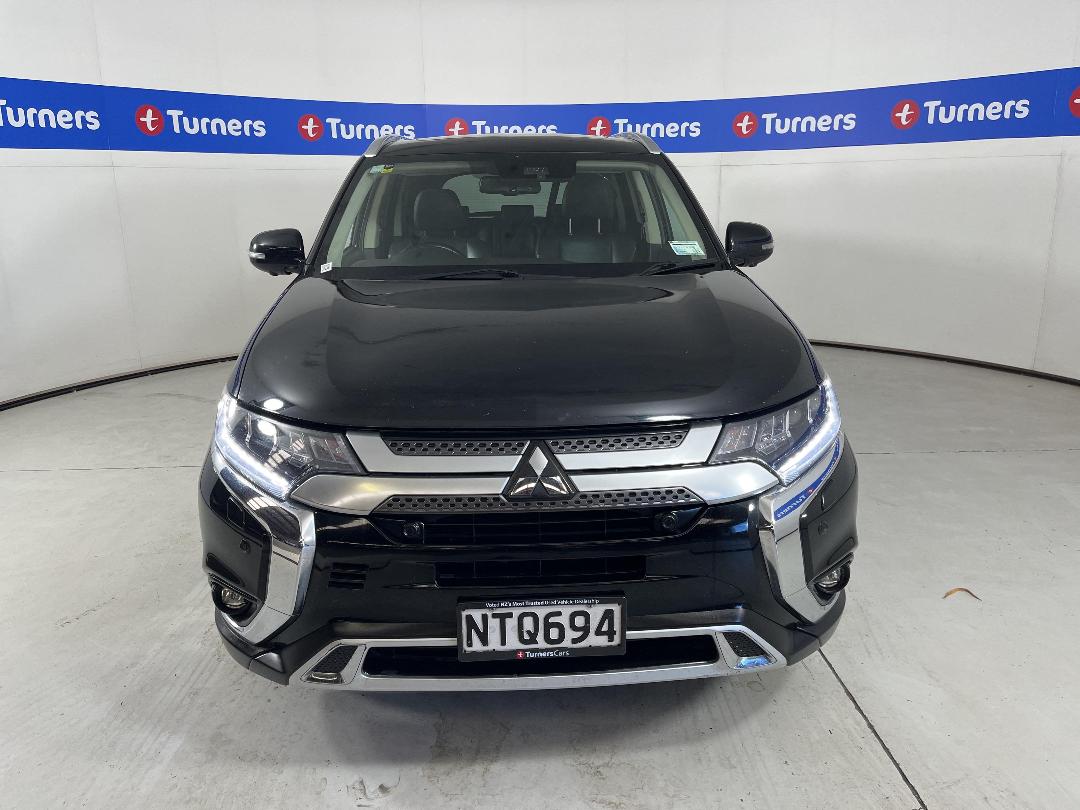 Photo '2' of Mitsubishi Outlander Photo '2' of Mitsubishi Outlander