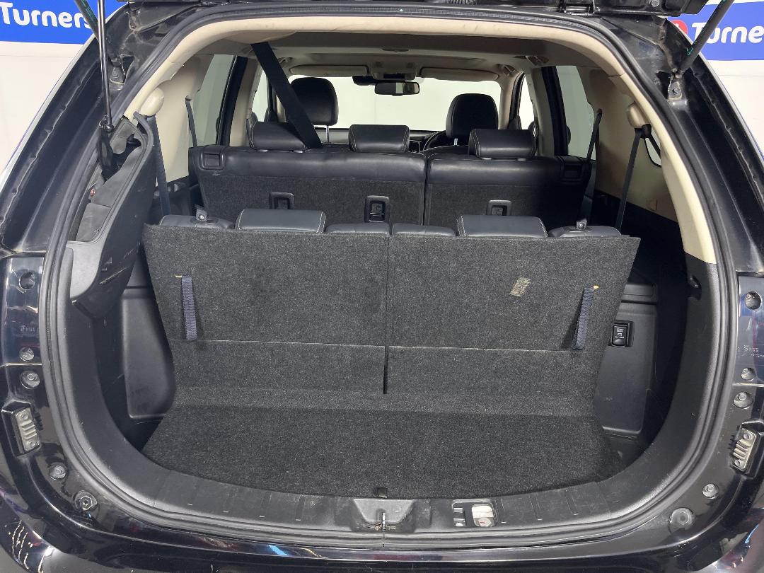 Photo '14' of Mitsubishi Outlander Photo '14' of Mitsubishi Outlander