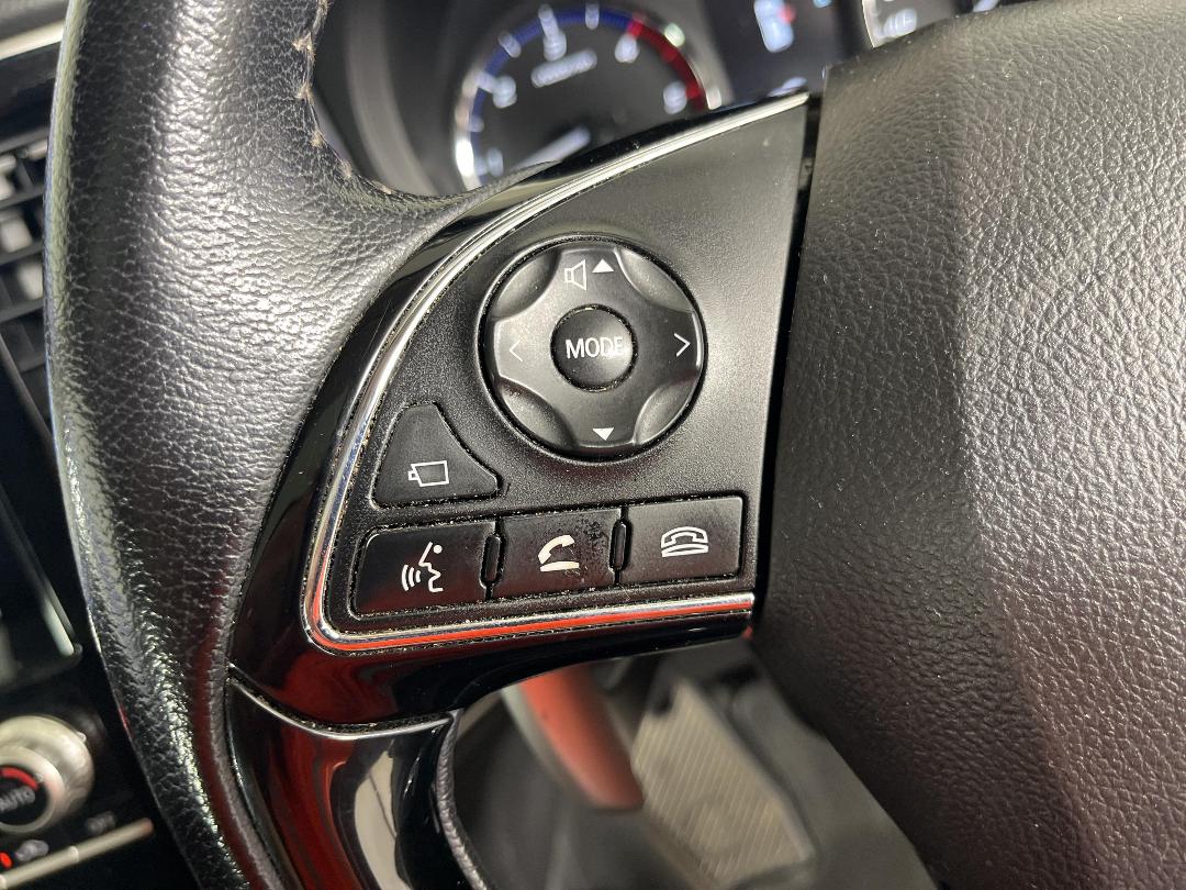 Photo '27' of Mitsubishi Outlander Photo '27' of Mitsubishi Outlander