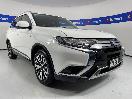 Thumbnail '1' of Mitsubishi Outlander