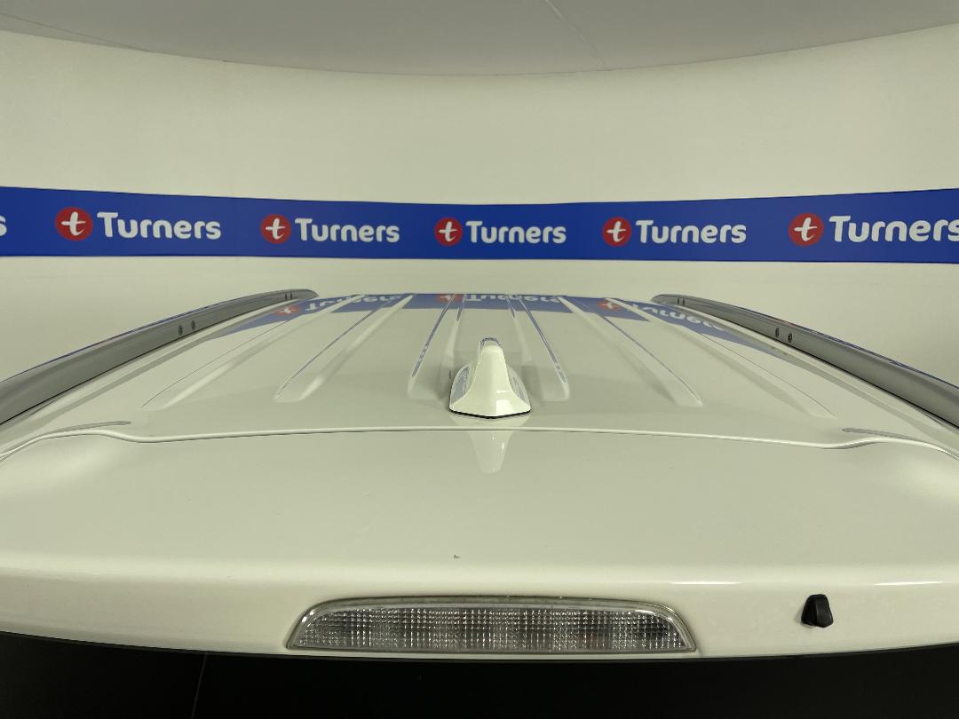 Photo '33' of Mitsubishi Outlander