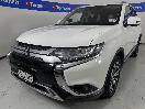 Thumbnail '4' of Mitsubishi Outlander