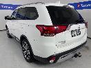 Thumbnail '5' of Mitsubishi Outlander