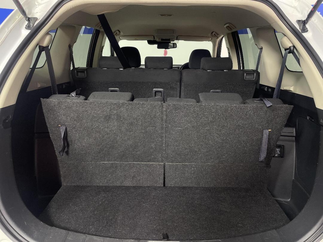 Photo '14' of Mitsubishi Outlander