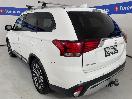 Thumbnail '5' of Mitsubishi Outlander