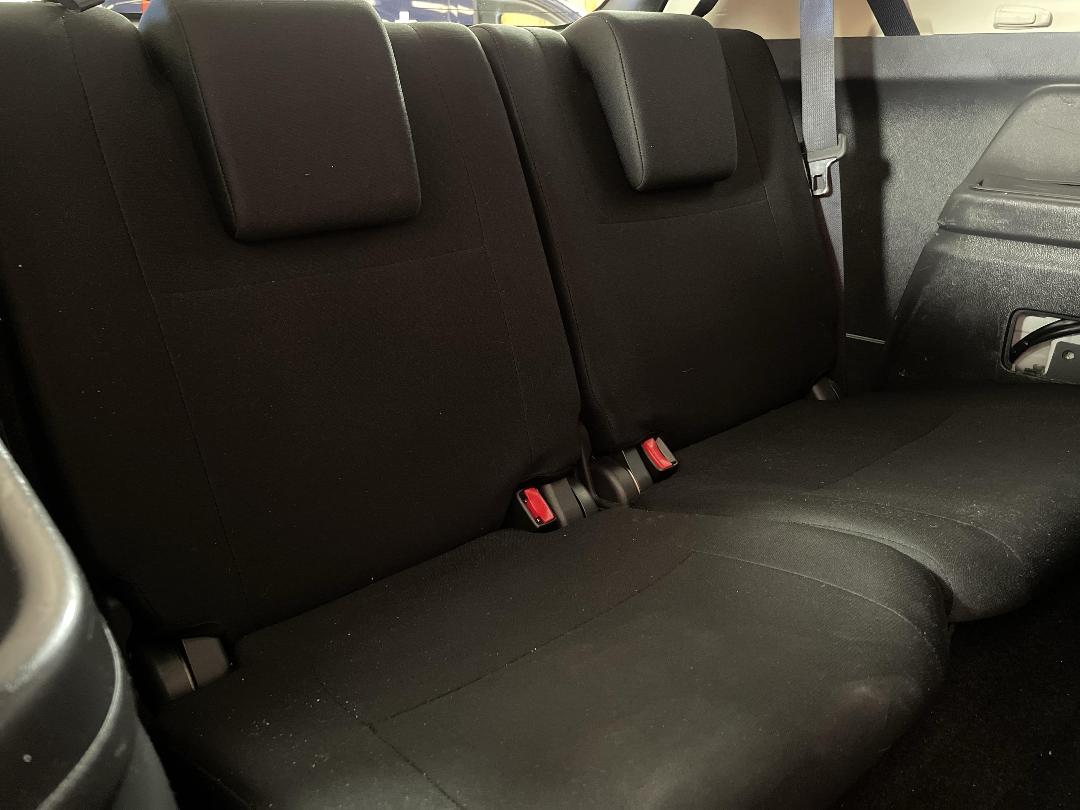 Photo '23' of Mitsubishi Outlander