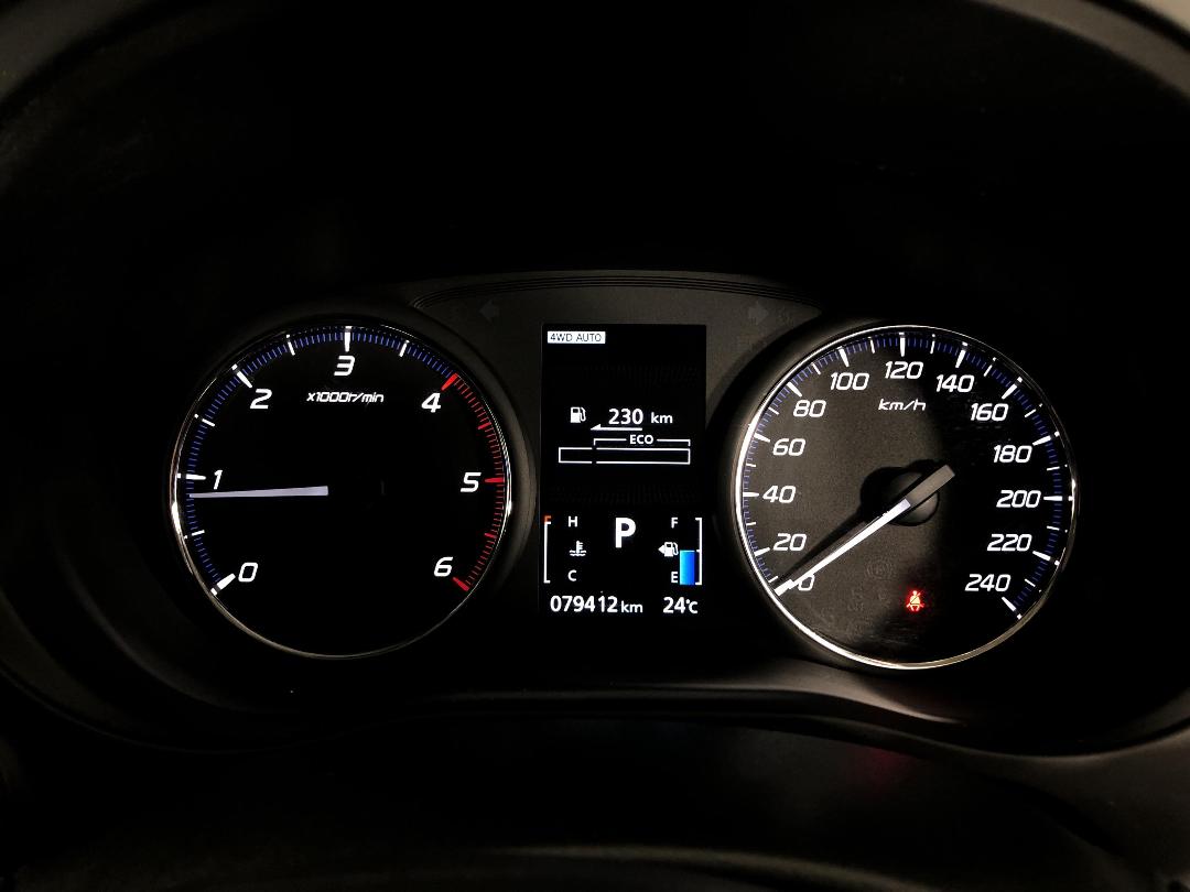 Photo '21' of Mitsubishi Outlander