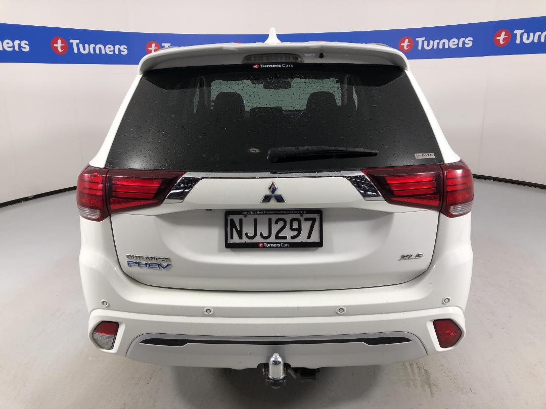 Photo '6' of Mitsubishi Outlander