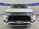 Thumbnail '2' of Mitsubishi Outlander