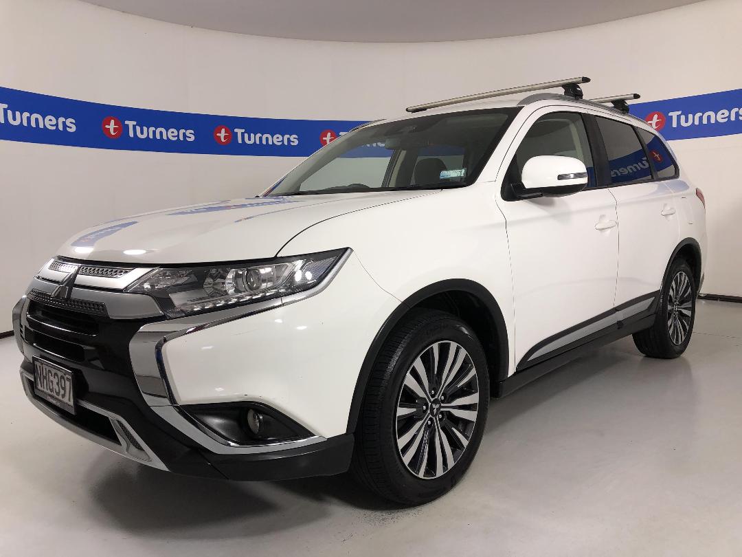 Photo '4' of Mitsubishi Outlander