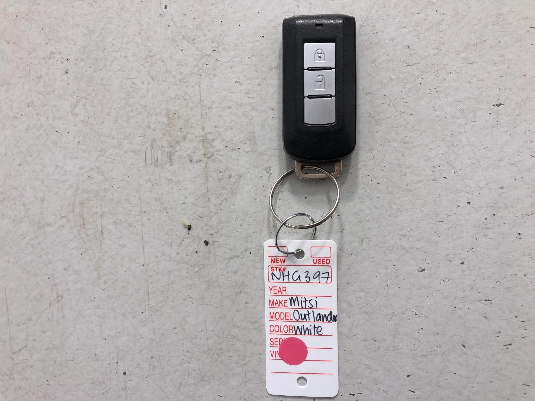 Photo '22' of Mitsubishi Outlander