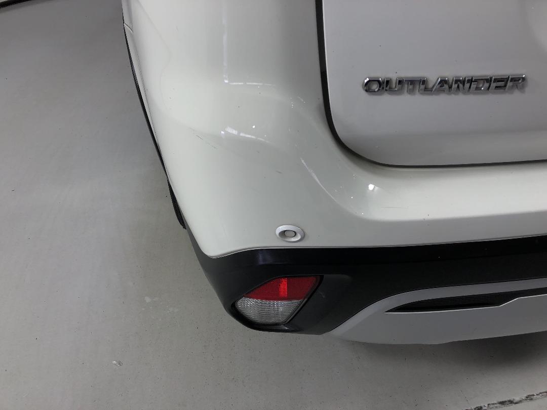 Photo '26' of Mitsubishi Outlander