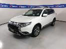 Thumbnail '4' of Mitsubishi Outlander