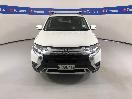 Thumbnail '2' of Mitsubishi Outlander