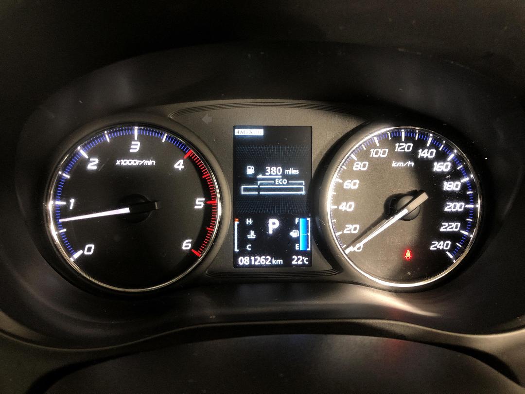 Photo '21' of Mitsubishi Outlander