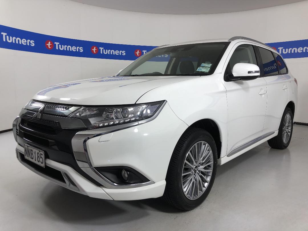 Photo '4' of Mitsubishi Outlander