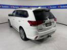 Thumbnail '5' of Mitsubishi Outlander