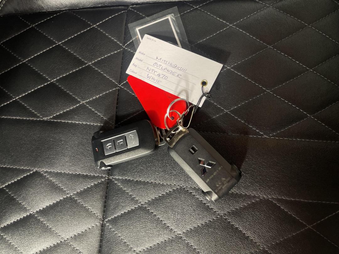 Photo '22' of Mitsubishi Outlander Photo '22' of Mitsubishi Outlander