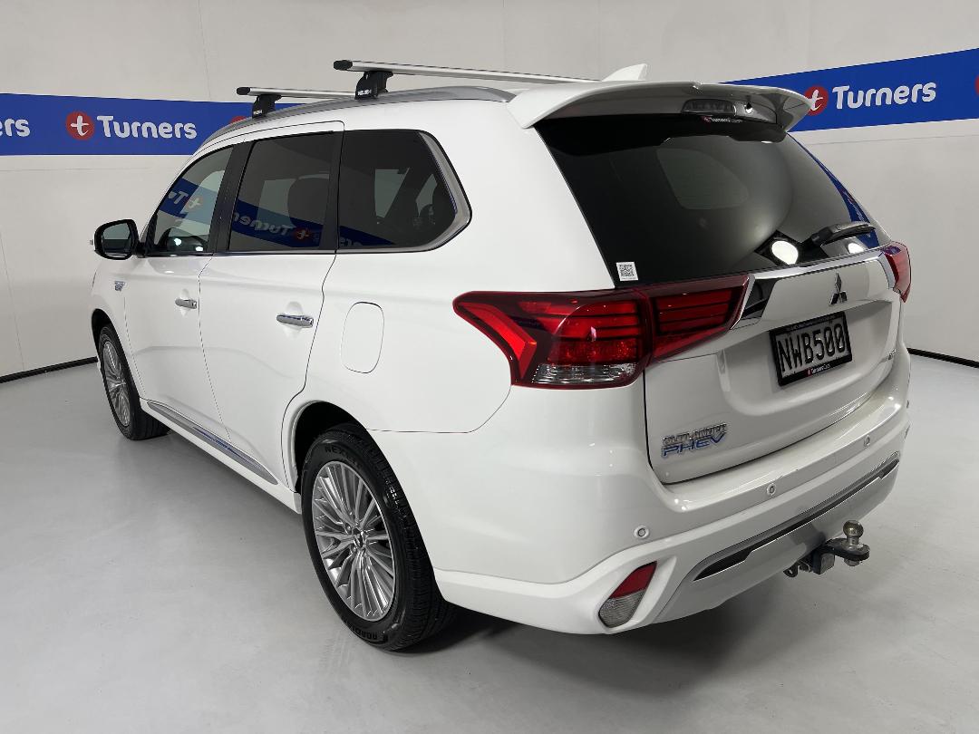 Photo '5' of Mitsubishi Outlander