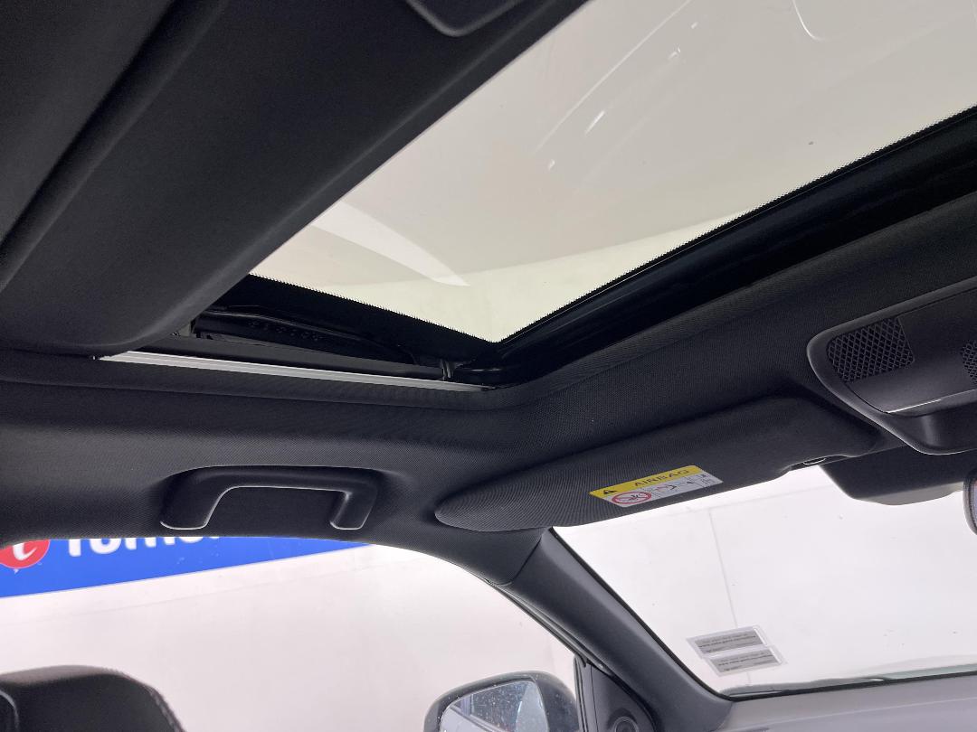 Photo '27' of Mitsubishi Outlander