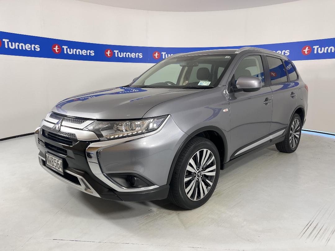 Photo '4' of Mitsubishi Outlander Photo '4' of Mitsubishi Outlander