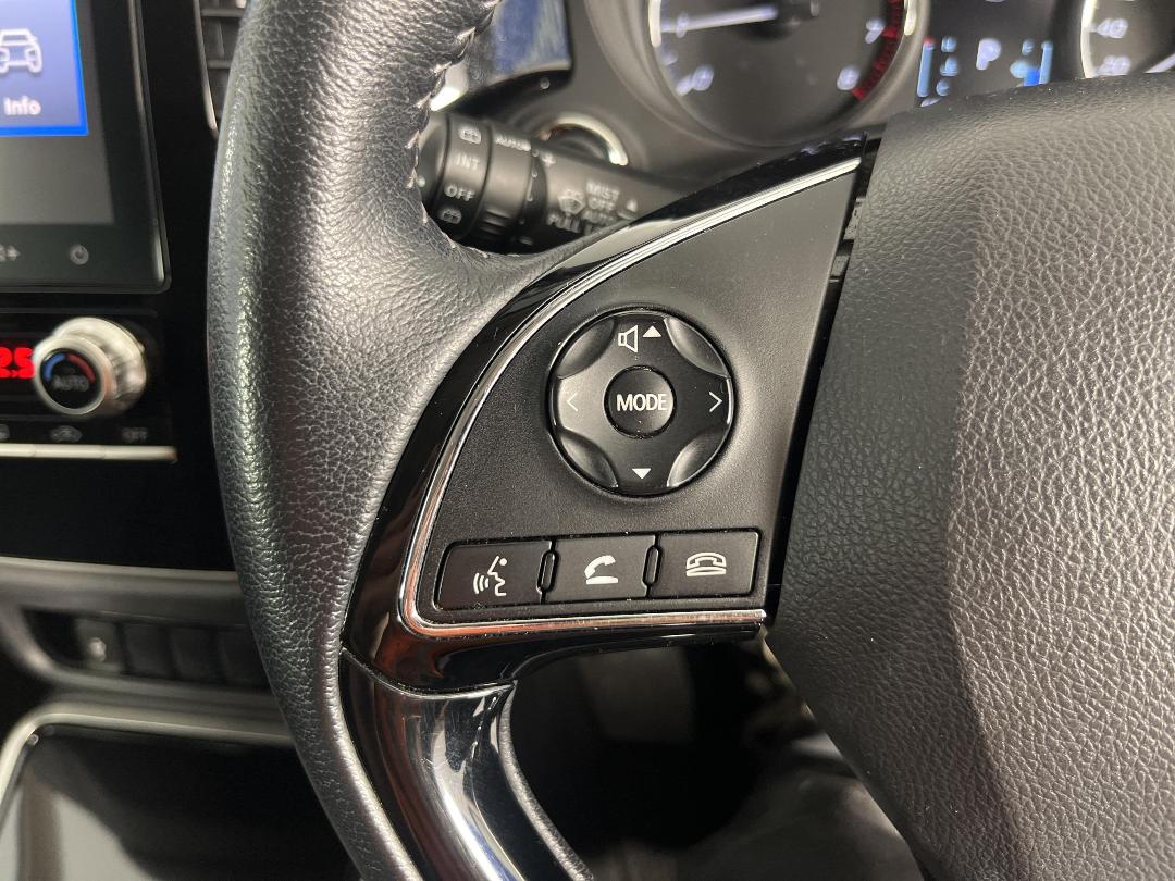 Photo '25' of Mitsubishi Outlander Photo '25' of Mitsubishi Outlander