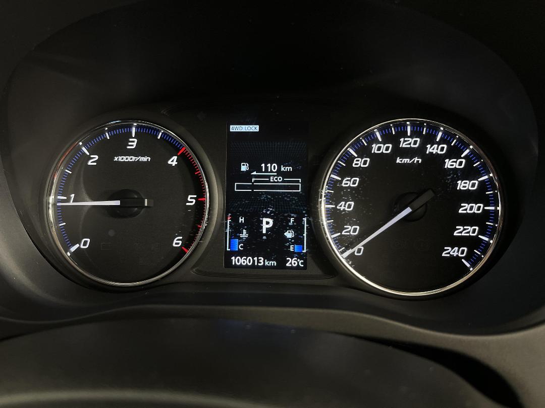 Photo '21' of Mitsubishi Outlander