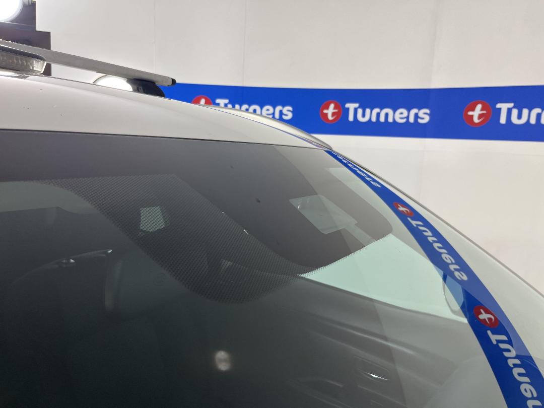 Photo '30' of Mitsubishi Outlander