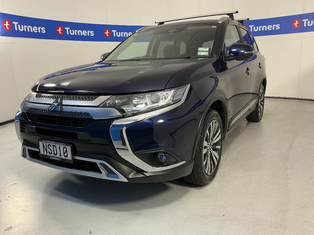 Photo '4' of Mitsubishi Outlander