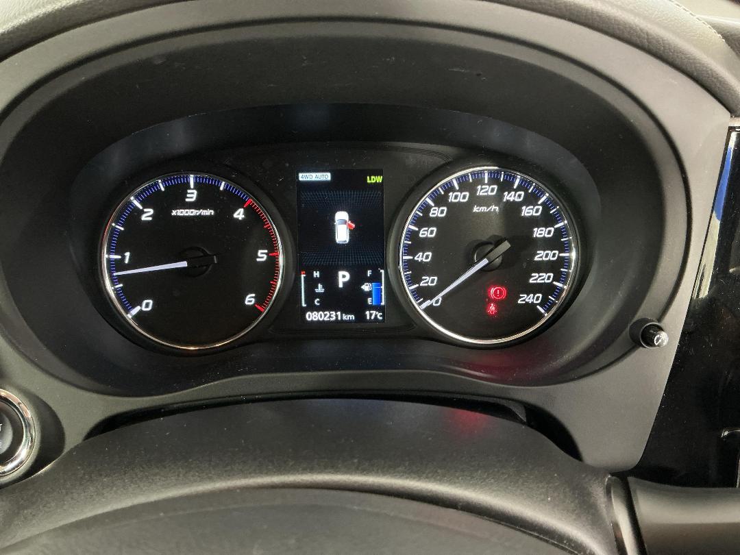 Photo '21' of Mitsubishi Outlander