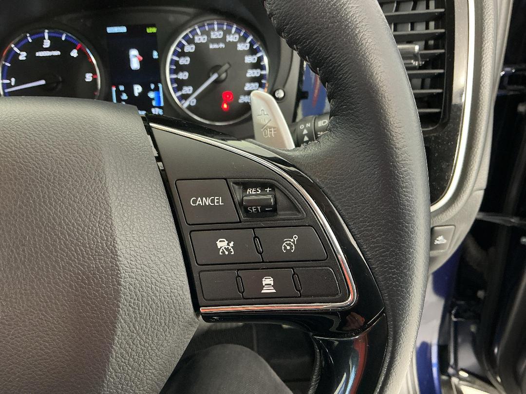 Photo '25' of Mitsubishi Outlander