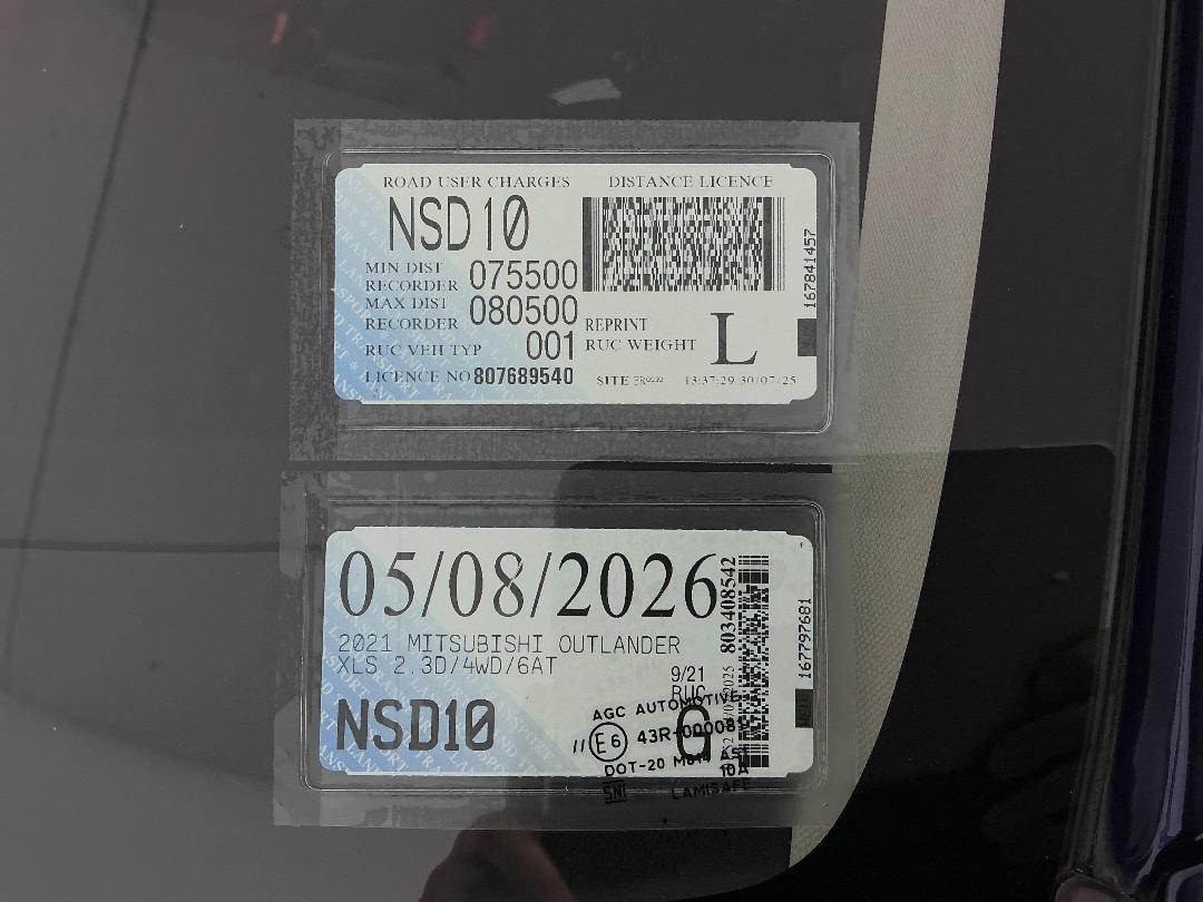 Photo '29' of Mitsubishi Outlander