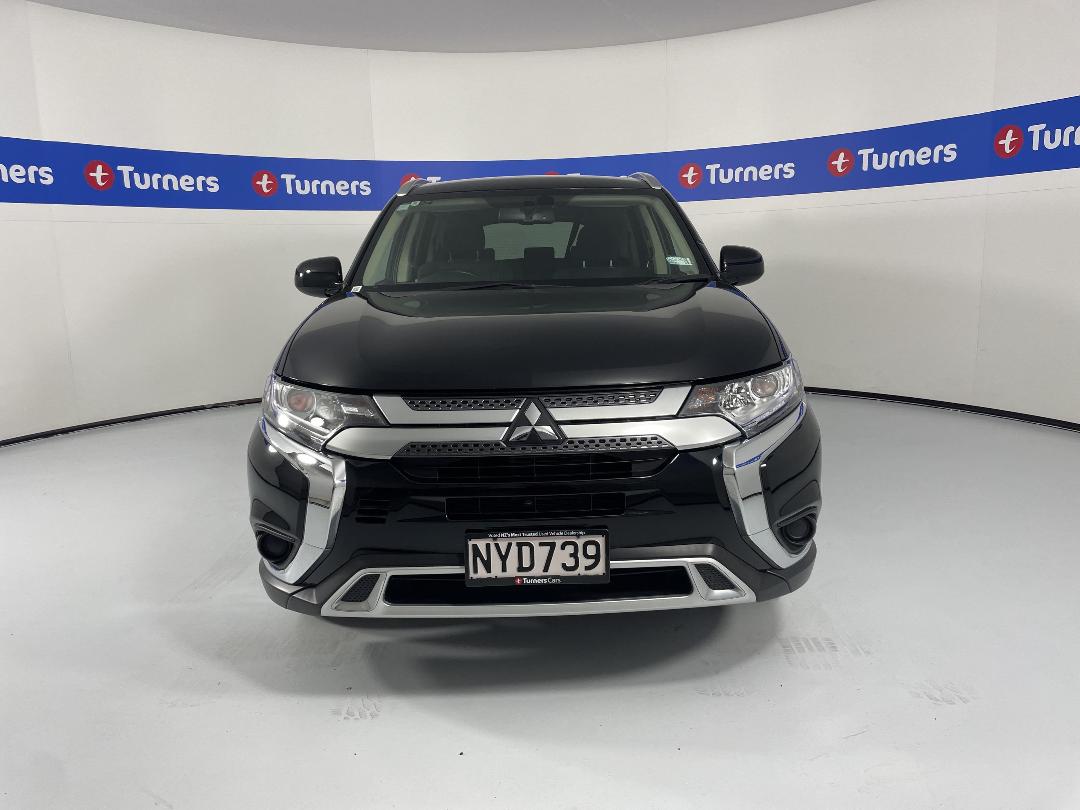 Photo '2' of Mitsubishi Outlander Photo '2' of Mitsubishi Outlander