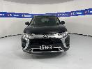 Thumbnail '2' of Mitsubishi Outlander
