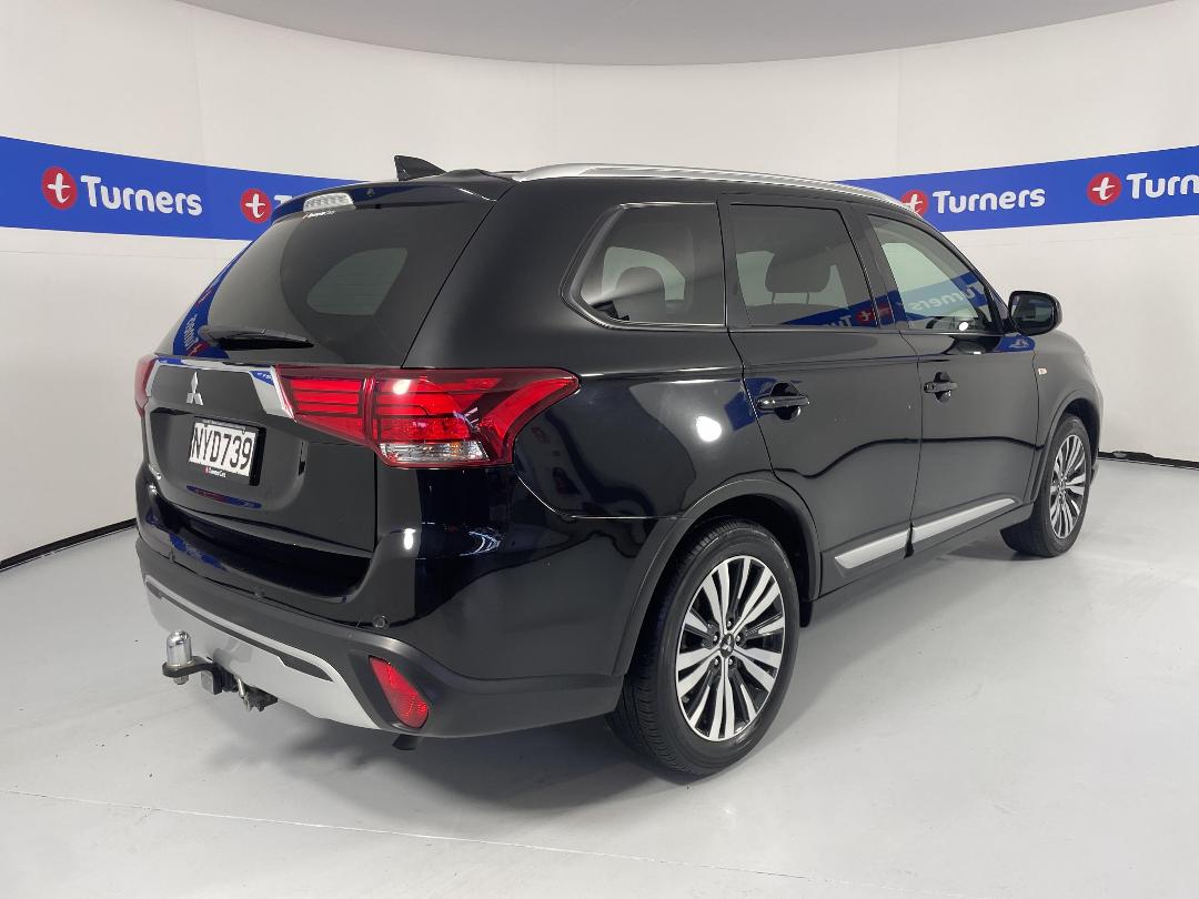 Photo '7' of Mitsubishi Outlander Photo '7' of Mitsubishi Outlander