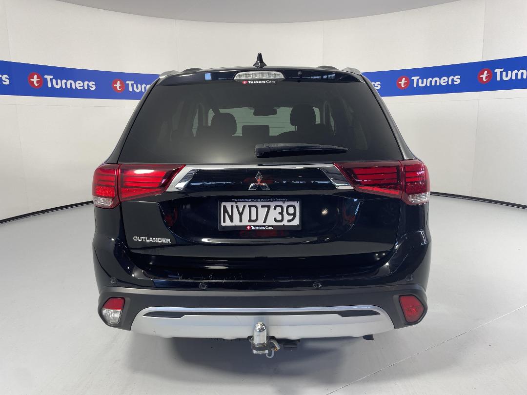 Photo '6' of Mitsubishi Outlander Photo '6' of Mitsubishi Outlander