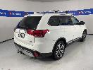 Thumbnail '7' of Mitsubishi Outlander