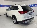 Thumbnail '5' of Mitsubishi Outlander