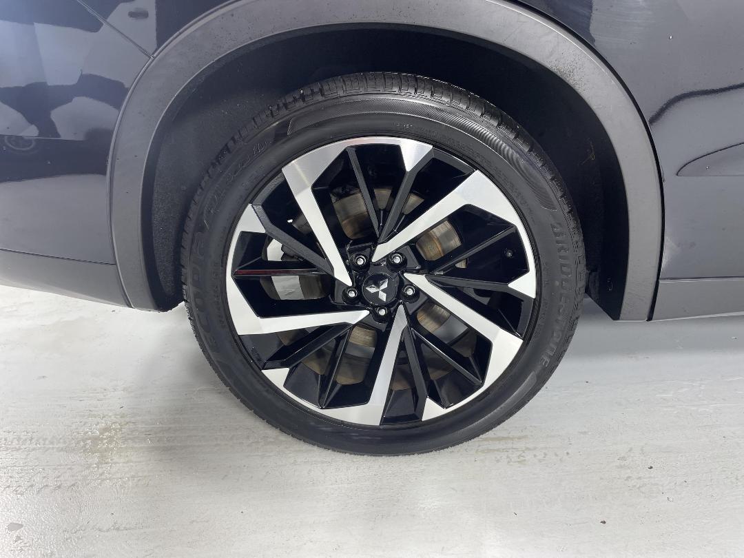 Photo '12' of Mitsubishi Outlander Photo '12' of Mitsubishi Outlander