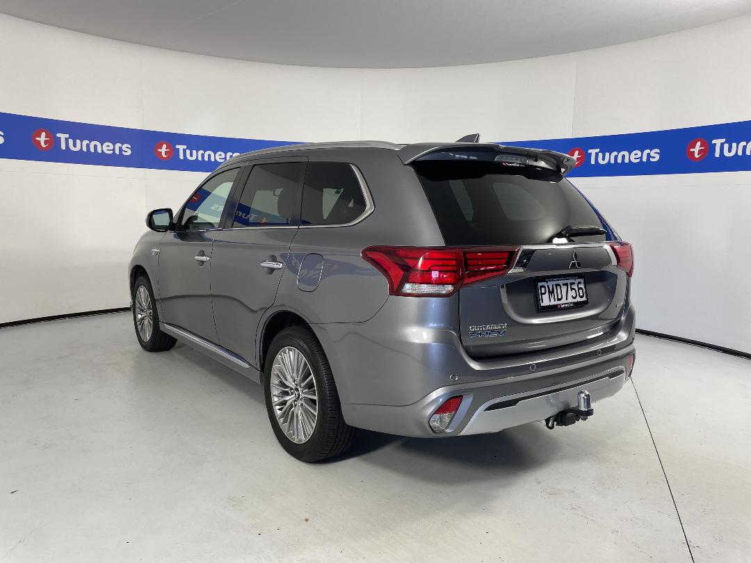 Photo '5' of Mitsubishi Outlander