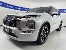 Thumbnail '4' of Mitsubishi Outlander