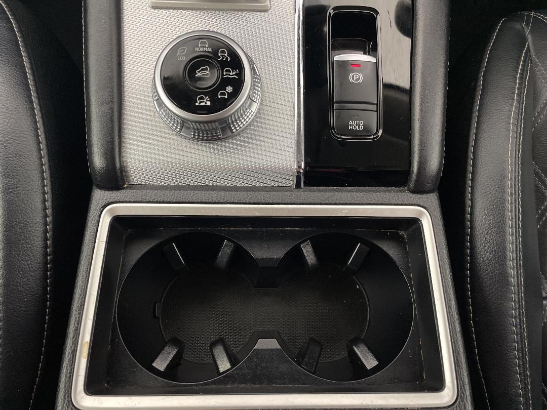 Photo '23' of Mitsubishi Outlander